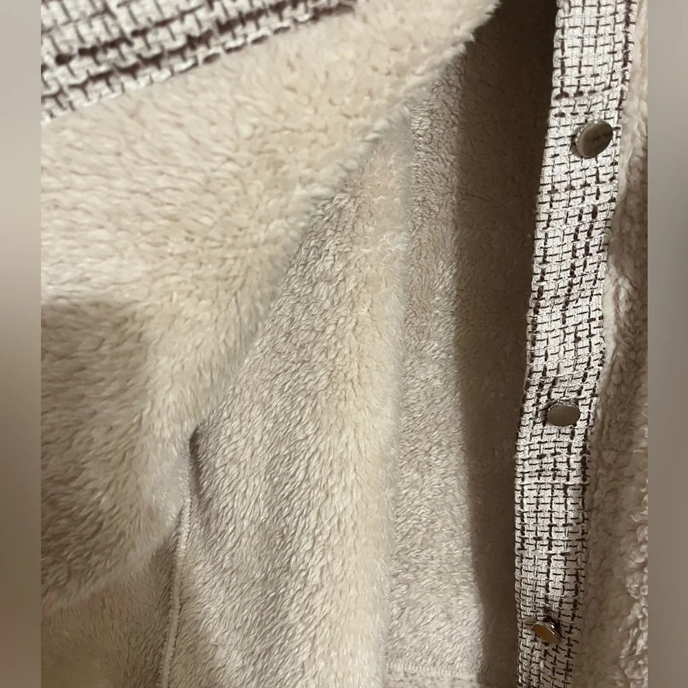 Cream Sherpa Jacket with Plaid Accents - Picture 6 of 6